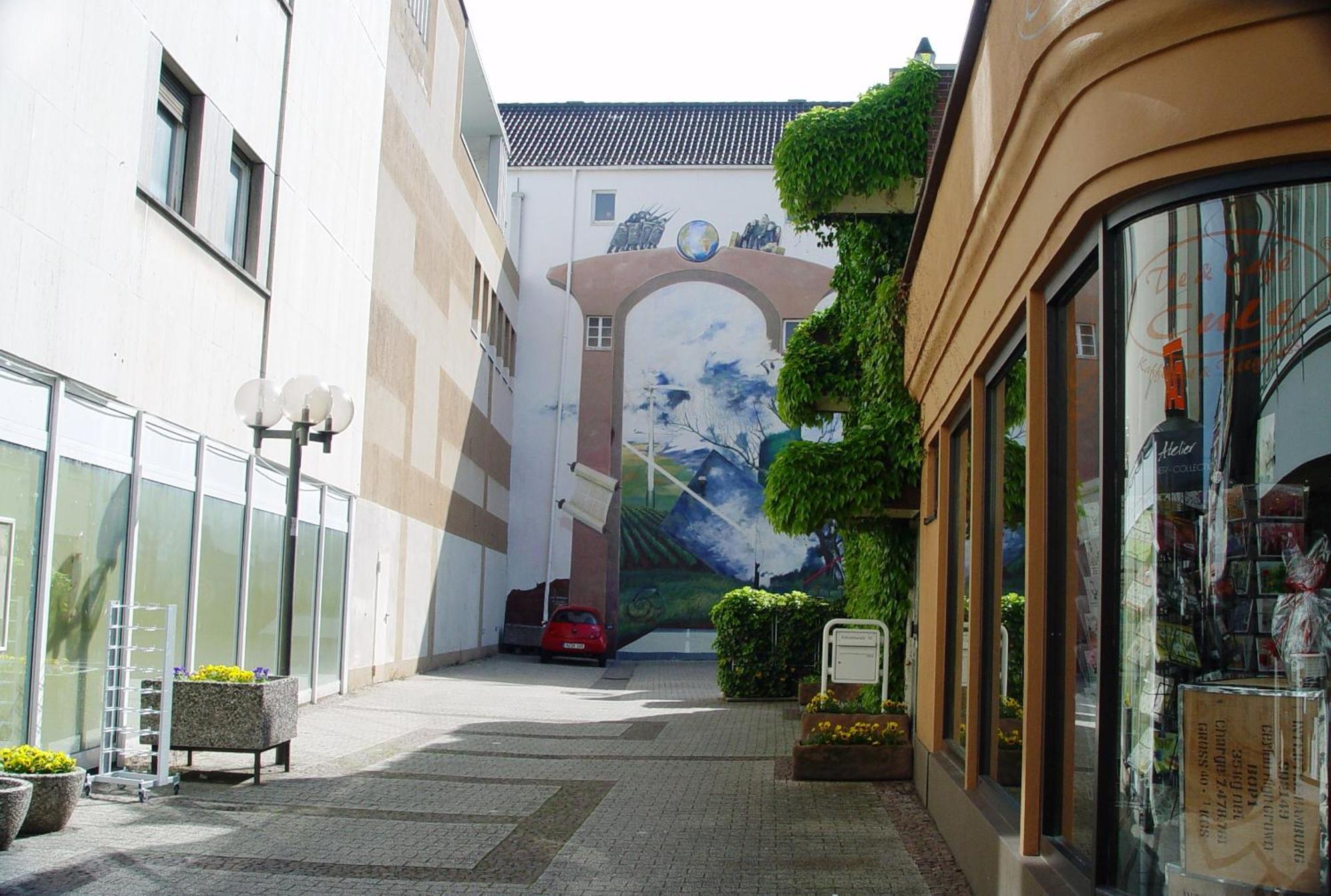 2 Zimmer Wohnung, Kueche, Bad, Balkon, Netflix Alzey Exterior foto
